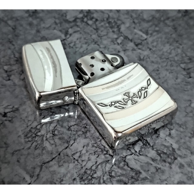 ZIPPO(ジッポー)のZIPPO Deep Digging Cross Armor2003年製 廃盤品 メンズのファッション小物(タバコグッズ)の商品写真