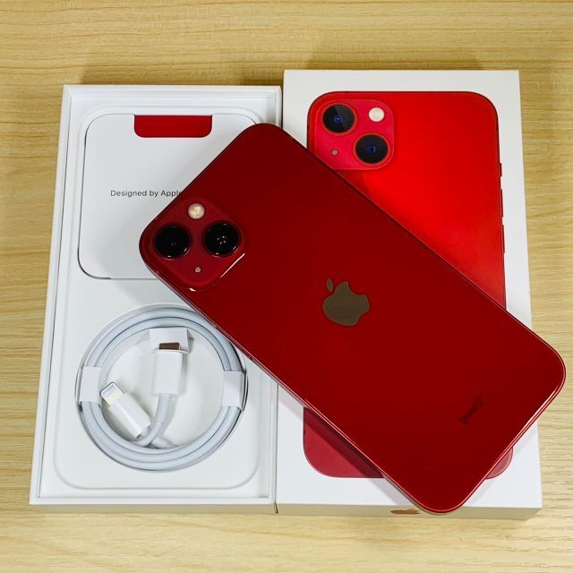 Apple(アップル)のP126 超美品 iPhone13 256GB Red SIMフリー スマホ/家電/カメラのスマートフォン/携帯電話(スマートフォン本体)の商品写真