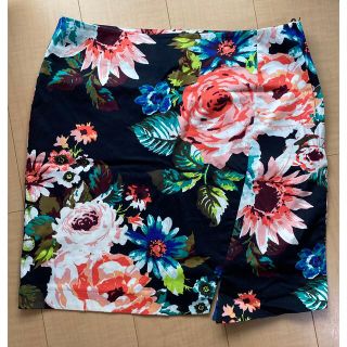 エイチアンドエム(H&M)のH&M 花柄スカート(ひざ丈スカート)