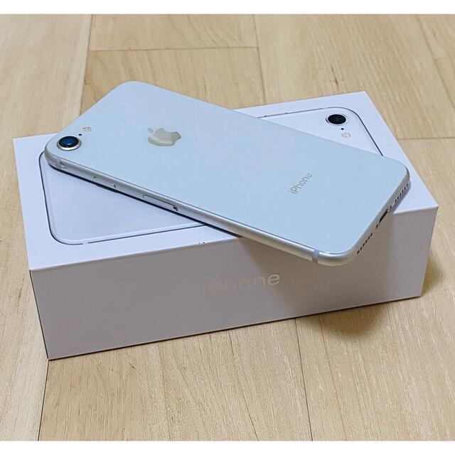 iPhone8 SIMフリー Silver 64GBモデルスマートフォン/携帯電話