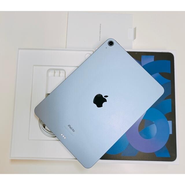 iPad(アイパッド)のiPad Air5世代256GBパープル/wifiモデル中古品 スマホ/家電/カメラのPC/タブレット(タブレット)の商品写真