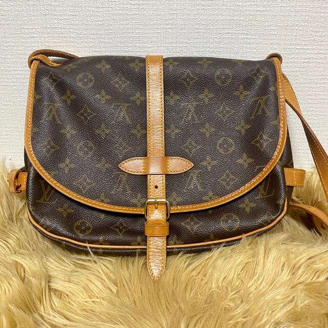 LOUIS VUITTON モノグラム