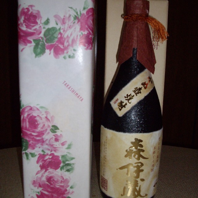 無料配達 森伊蔵 (百貨店包装) 720ml 金ラベル 焼酎 - traama.com.br