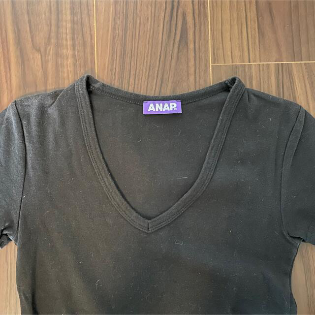 ANAP(アナップ)のANAP Vネック　Tシャツ　半袖　黒　アナップ　ブラック レディースのトップス(Tシャツ(半袖/袖なし))の商品写真