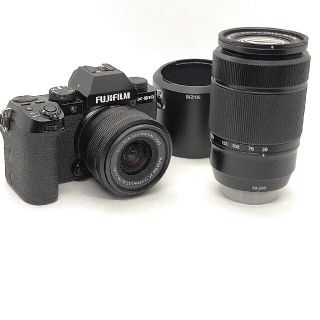 フジフイルム(富士フイルム)のフジフィルム FUJIFILM X-S10 ダブルズームレンズキット(ミラーレス一眼)