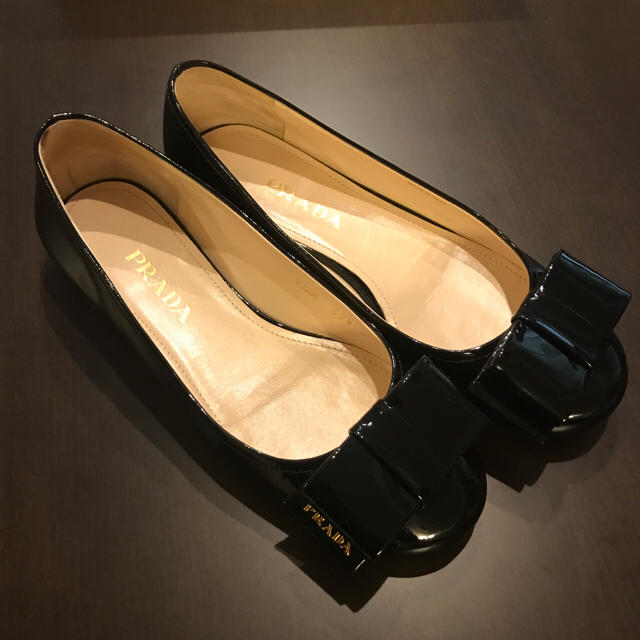 PRADA(プラダ)の【たほ様専用♪】PRADA☆エナメルバレエシューズ♪ レディースの靴/シューズ(バレエシューズ)の商品写真