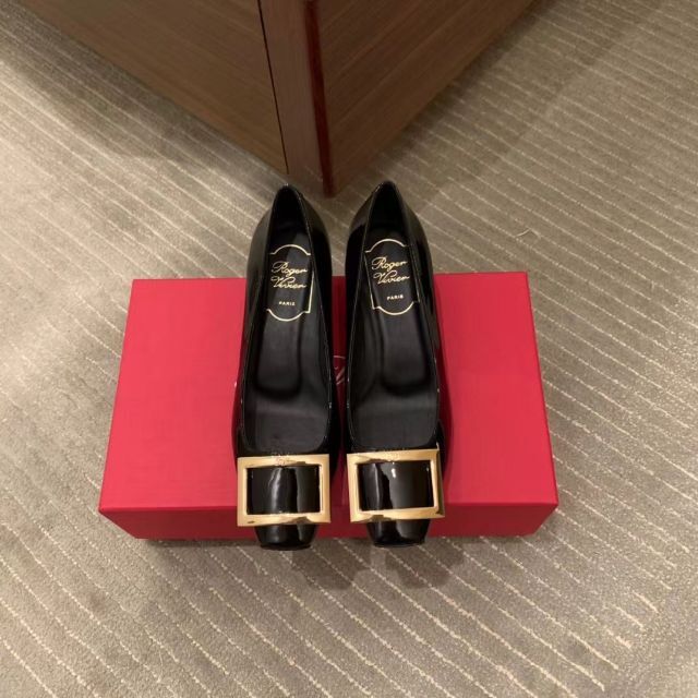 ROGER VIVIER - ROGER VIVIER ロジェヴィヴィエ☆ベル ヴィヴィエ トランペットの通販 by mtede｜ロジェ