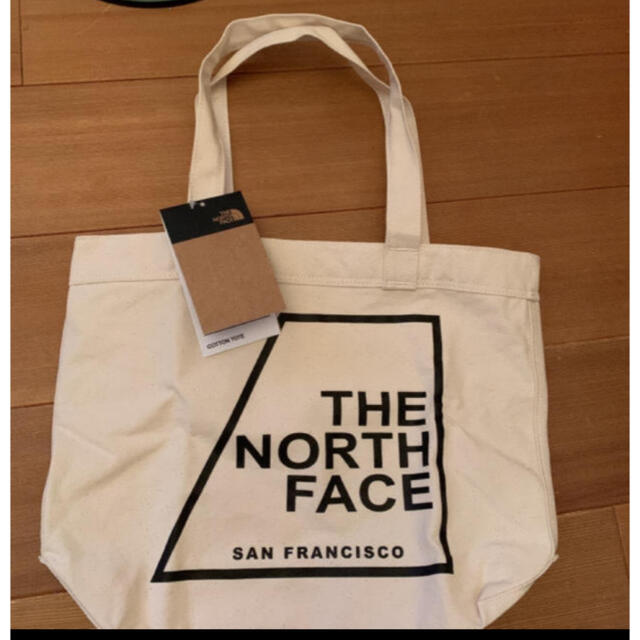 THE NORTH FACE(ザノースフェイス)のノースフェイス　トートバッグ レディースのバッグ(トートバッグ)の商品写真