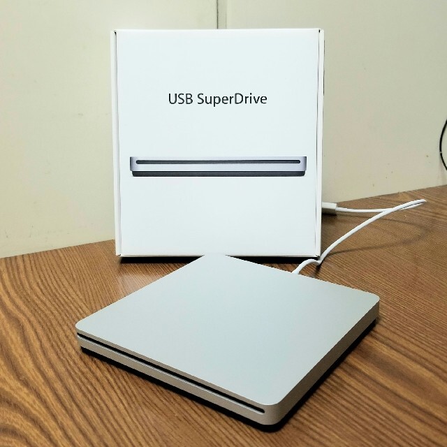 超美品 Apple純正 USB SuperDrive MD564ZM/A