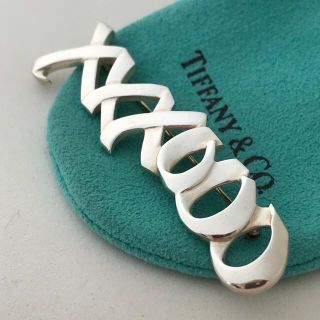 ティファニー(Tiffany & Co.)のTiffany パロマ・ピカソ ボリュームラブ＆キス ブローチ　希少(ブローチ/コサージュ)