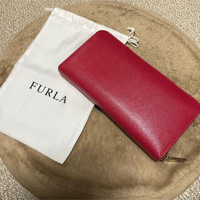 Furla(フルラ)のFURLA フルラ　長財布　赤 レディースのファッション小物(財布)の商品写真