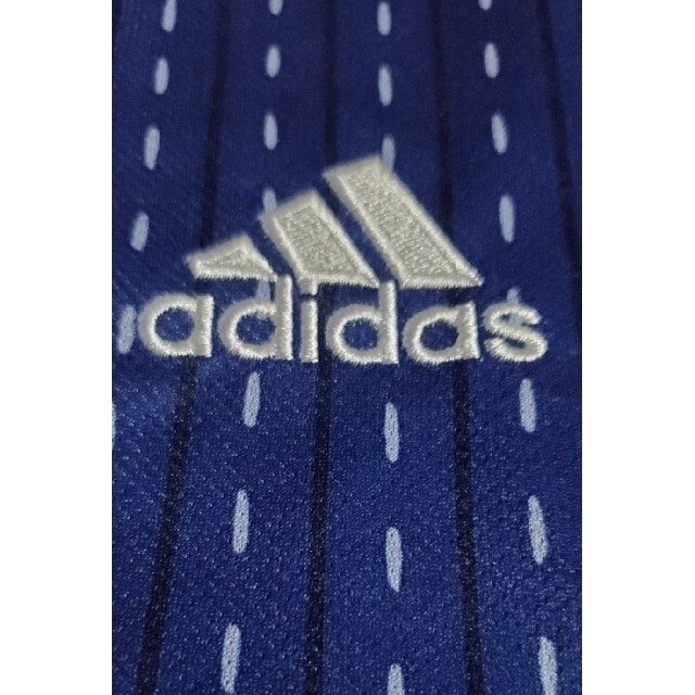 adidas(アディダス)のサッカー日本代表ユニフォーム2018　S（山口蛍 選手サイン入り）おまけ付き スポーツ/アウトドアのサッカー/フットサル(ウェア)の商品写真