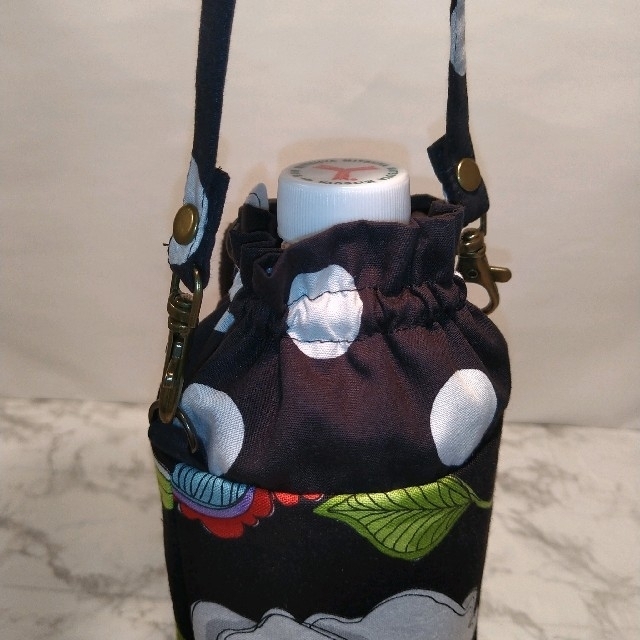 《更にプライスダウン》ロラライハリス　ランチバッグ＆ペットボトルカバー ハンドメイドのファッション小物(バッグ)の商品写真