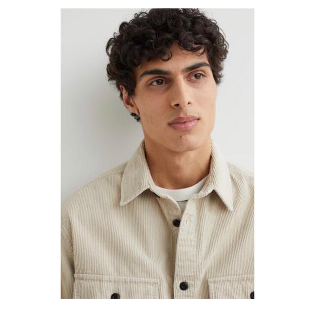 H&M(エイチアンドエム)のH&Mリラックスフィットコーデュロイシャツ メンズのトップス(シャツ)の商品写真