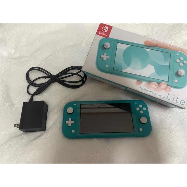 Nintendo Switch(ニンテンドースイッチ)のNintendo Switch Lite ターコイズ エンタメ/ホビーのゲームソフト/ゲーム機本体(家庭用ゲーム機本体)の商品写真