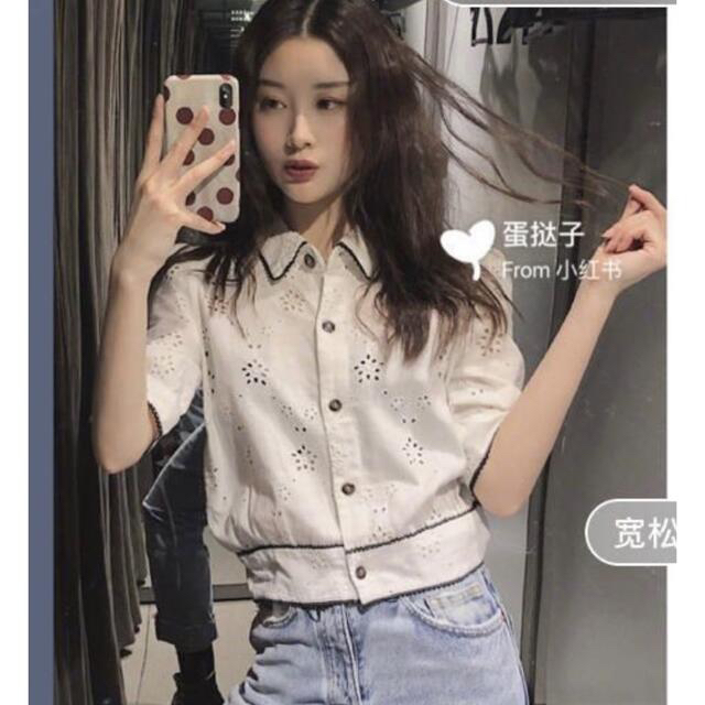 ZARA(ザラ)のZARA♡配色コントラスト刺繍ブラウス レディースのトップス(シャツ/ブラウス(半袖/袖なし))の商品写真