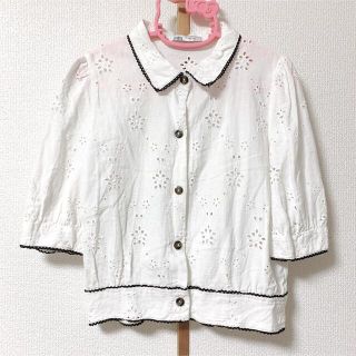 ザラ(ZARA)のZARA♡配色コントラスト刺繍ブラウス(シャツ/ブラウス(半袖/袖なし))