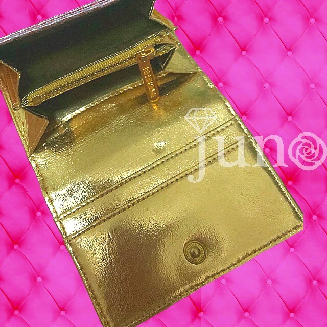 ASH&DIAMONDS(アッシュアンドダイアモンド)のASH&DIAMONDS メタリッククロコ ラインストーン 折り財布 ピンク レディースのファッション小物(財布)の商品写真