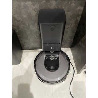 アイロボット(iRobot)のラクモさん専用ルンバi7+ (掃除機)