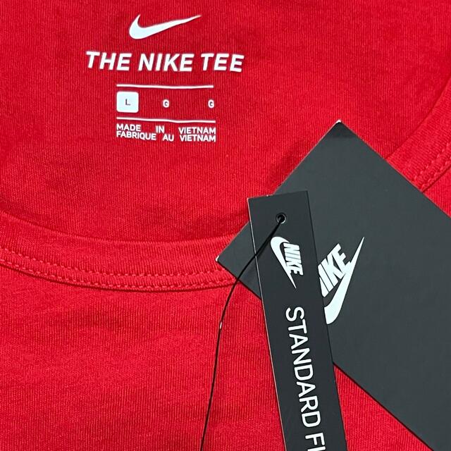 NIKE(ナイキ)のNike人気胸ビッグロゴ未使用品タンクトップ海外L(日本XL) メンズのトップス(タンクトップ)の商品写真