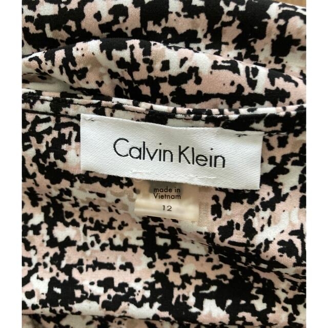 Calvin Klein(カルバンクライン)のCalvin Klein ワンピース　お値下げしました レディースのワンピース(ひざ丈ワンピース)の商品写真