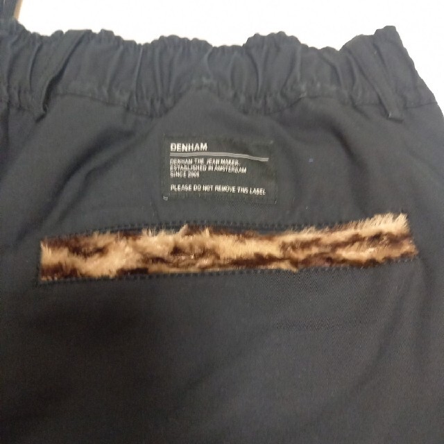 DENHAM(デンハム)のDENHAM デンハム LEOPARD BLK PANTS レオパードパンツ メンズのパンツ(その他)の商品写真