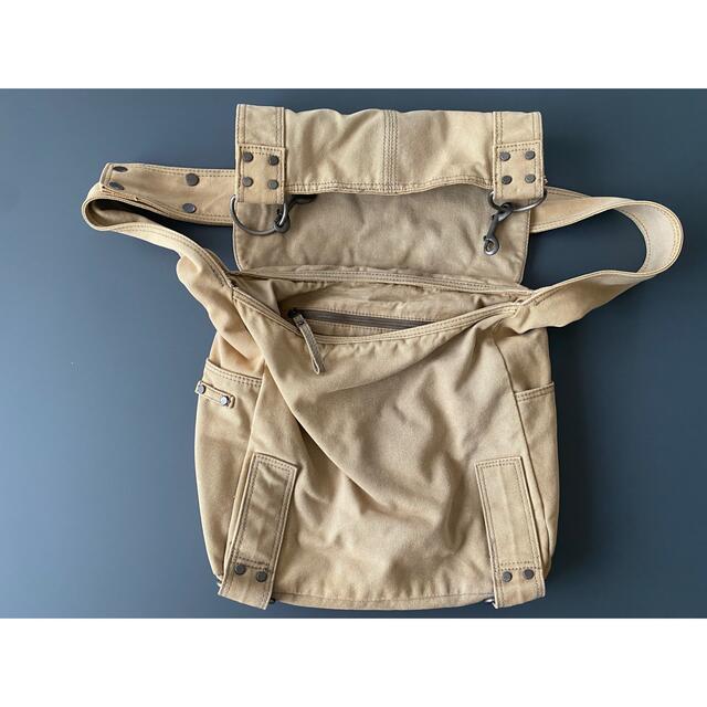 DIESEL(ディーゼル)のディーゼル　DIESEL ショルダー　バッグ　ベージュ メンズのバッグ(ショルダーバッグ)の商品写真