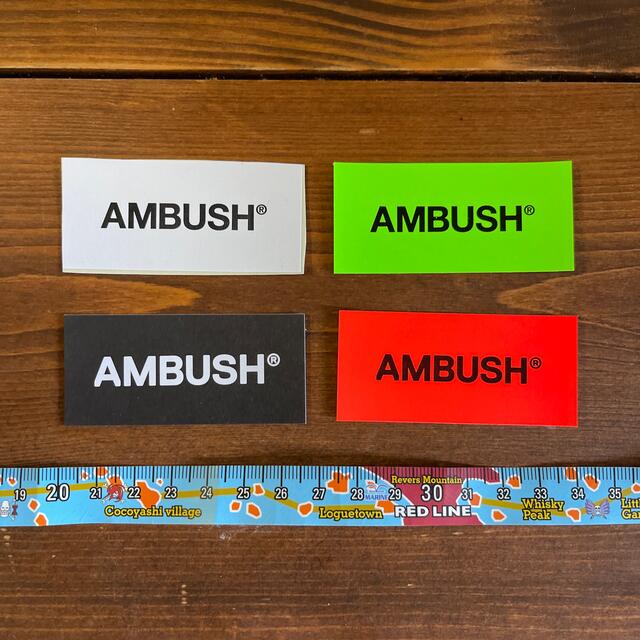 AMBUSH(アンブッシュ)のAMBUSH アンブッシュ ステッカー 4枚 セット メンズのファッション小物(その他)の商品写真