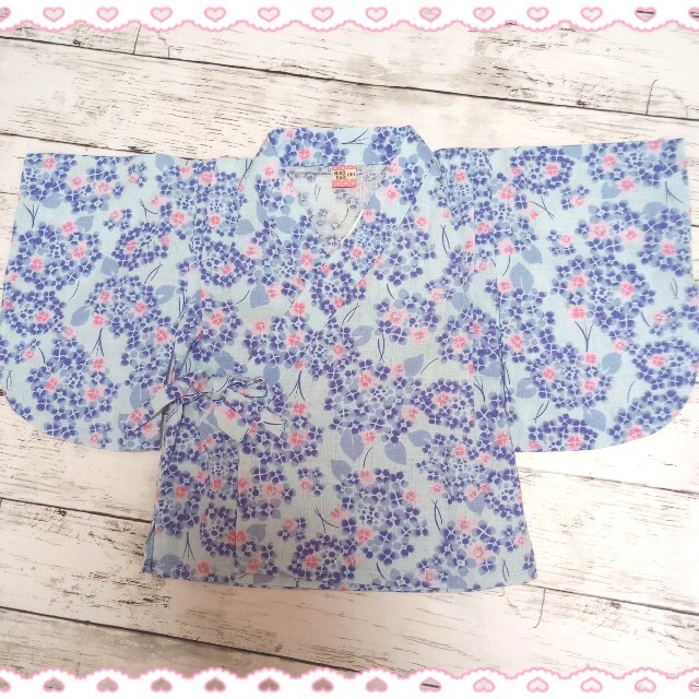 浴衣みたいに可愛い♡甚平  サイズ110  女の子  紫陽花 サックス 新品 キッズ/ベビー/マタニティのキッズ服女の子用(90cm~)(甚平/浴衣)の商品写真