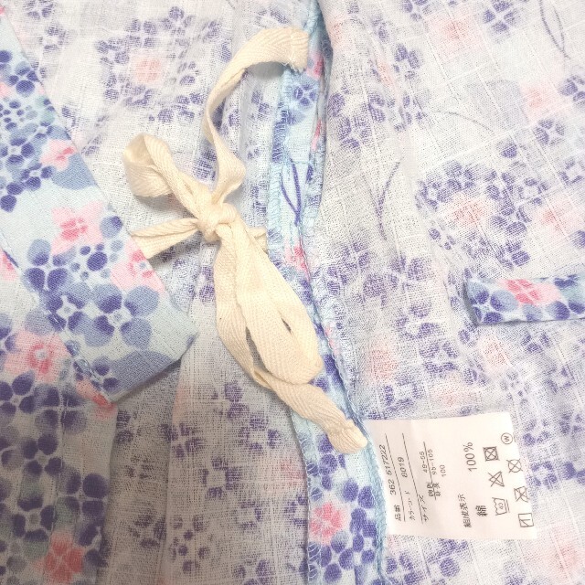 浴衣みたいに可愛い♡甚平  サイズ110  女の子  紫陽花 サックス 新品 キッズ/ベビー/マタニティのキッズ服女の子用(90cm~)(甚平/浴衣)の商品写真