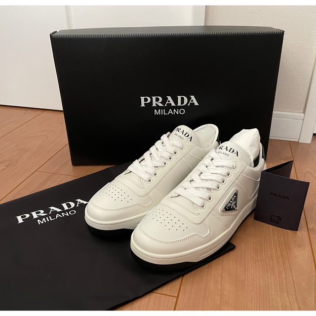 おまけ付】 - PRADA 2022最新作プラダPRADA 37.5 スニーカー レザー