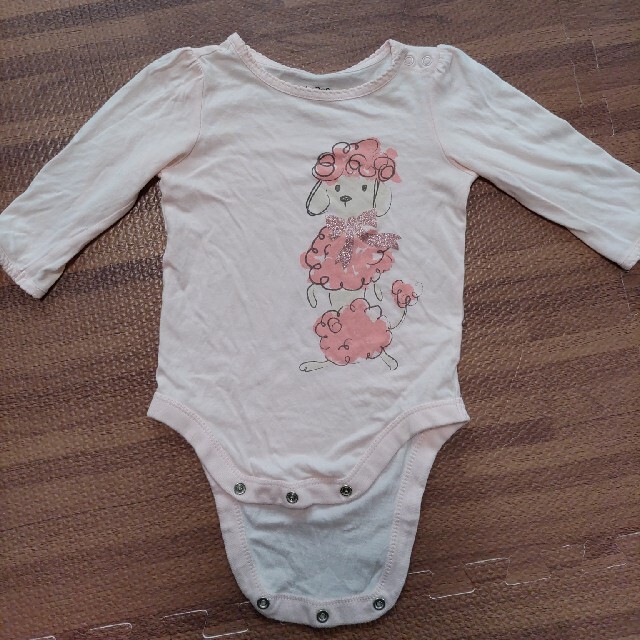 babyGAP(ベビーギャップ)のGAP70　トイプードル長袖 キッズ/ベビー/マタニティのベビー服(~85cm)(ロンパース)の商品写真