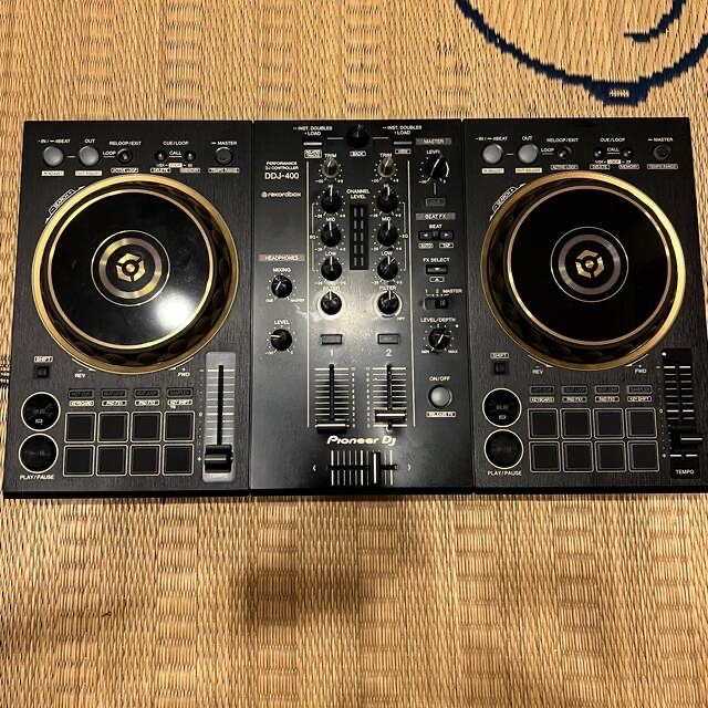 Pioneer DDJ-400 1