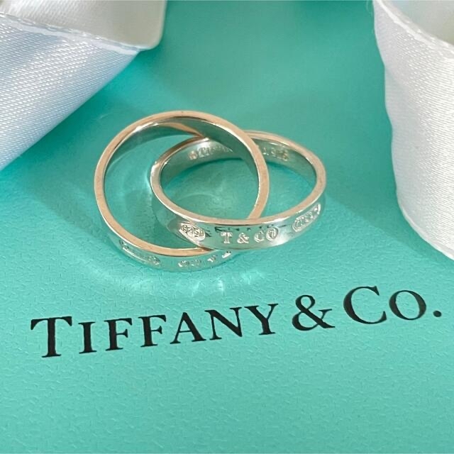 新品同様Tiffanyのインターロッキング8号サークルリング