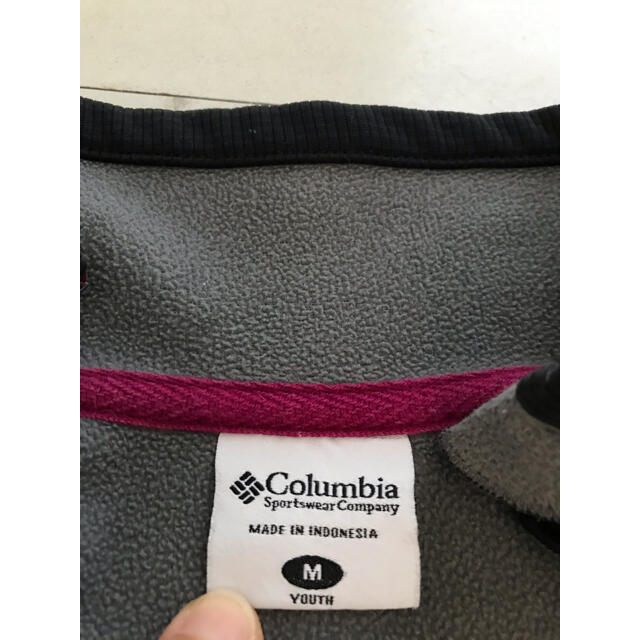 Columbia(コロンビア)のColumbia コロンビア　女の子　フリース　Ｍ　キャンプ KIDS キッズ/ベビー/マタニティのキッズ服女の子用(90cm~)(ジャケット/上着)の商品写真