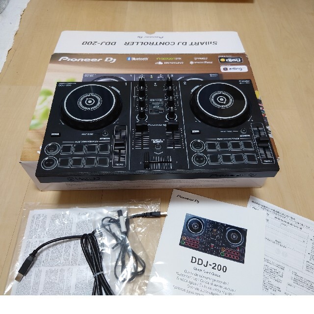 PIONEER DDJ-200　パイオニアDJコントローラー 2