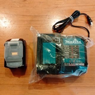 Makita - マキタ DC18SD BL1830B 新品未使用 18V 充電器 バッテリーの