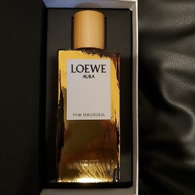 LOEWE - ロエベ オーラピンク マグノリア オードゥパルファム100ml 香水の通販 by カナリヤ's shop｜ロエベならラクマ