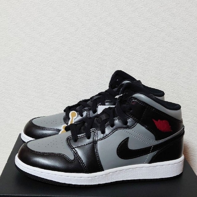 [新品]NIKE AIR JORDAN 1 MID GS  エア ジョーダン 1箱タグそのまま