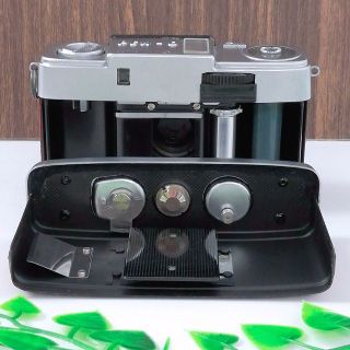OLYMPUS - 【完動品!!】Olympus Pen-D レッド フィルムカメラの通販 OLYMPUS - 【完動品!!】Olympus Pen-D レッド フィルムカメラの通販