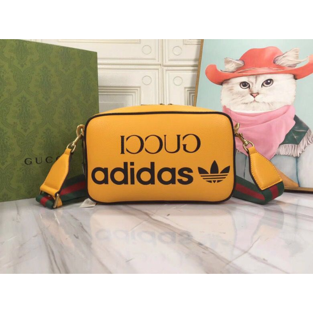 新発売の Gucci Gucci アディダス グッチ ショルダーバッグ コラボ