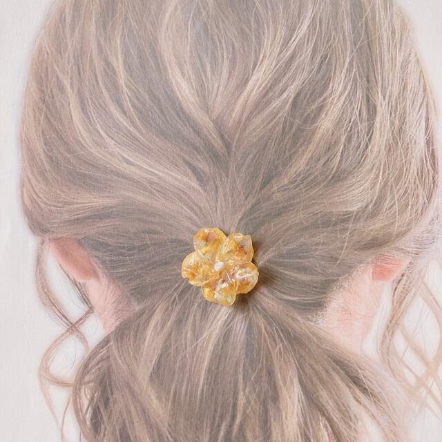 プルメリア　ヘアゴム　ポニーフック1 ハンドメイドのアクセサリー(ヘアアクセサリー)の商品写真