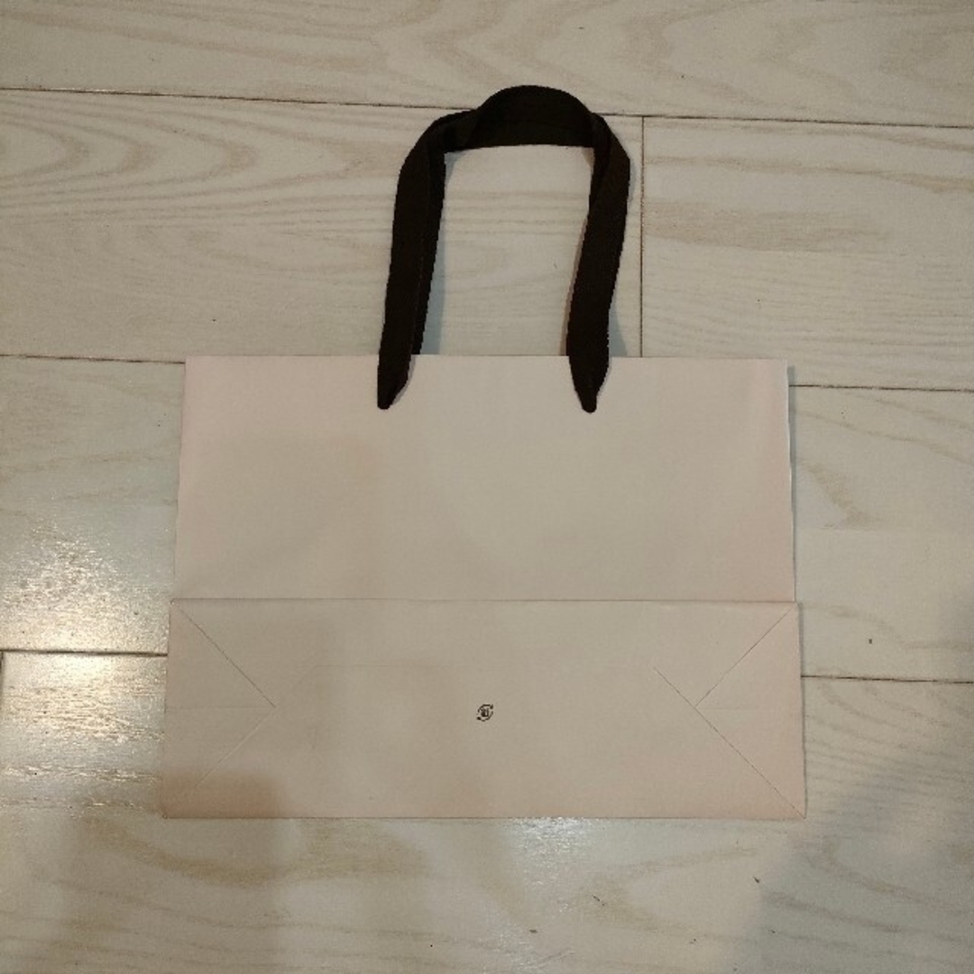AIMER(エメ)のAIMER  ショップ紙袋✨ レディースのバッグ(ショップ袋)の商品写真