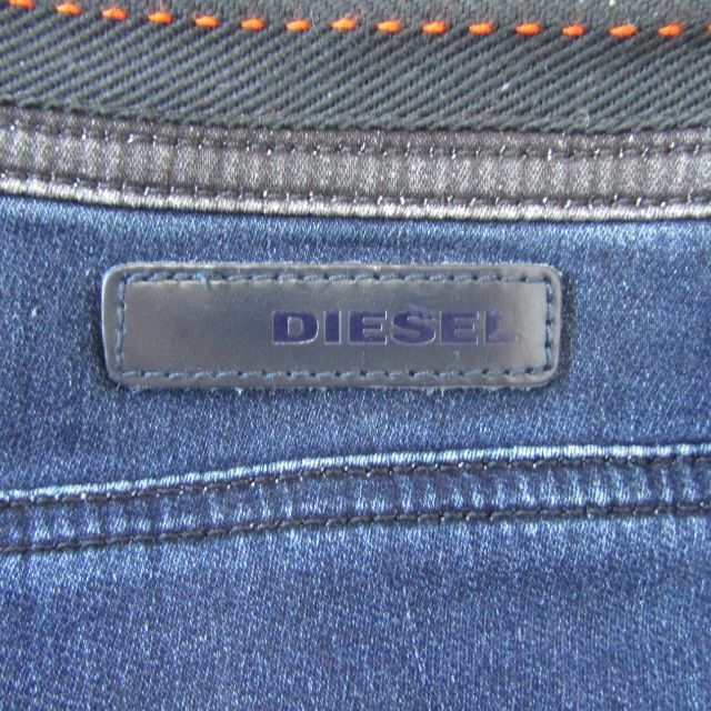 DIESEL(ディーゼル)の【レア】ディーゼルNARROT-NE-UTILITY▼ジョグ▼28▼W約80cm メンズのパンツ(デニム/ジーンズ)の商品写真