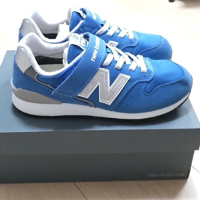 New Balance(ニューバランス)の美品 New Balance ニューバランス 996 ブルー 22cm キッズ/ベビー/マタニティのキッズ靴/シューズ(15cm~)(スニーカー)の商品写真