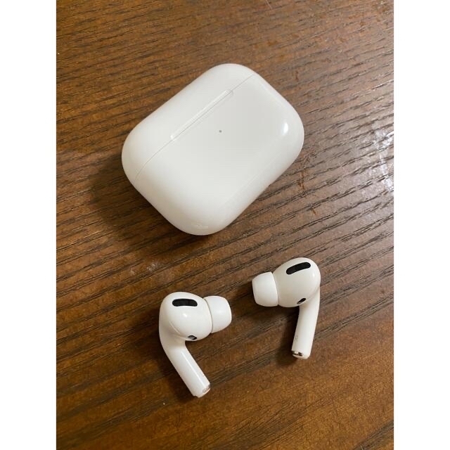 うのにもお得な情報満載! Apple - ジャンク pro AirPods ヘッドフォン ...