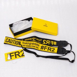 【新品未使用】#FR2 Fxxking Rabbits カメラストラップ【レア】の