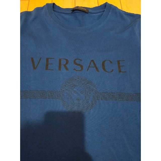 VERSACE(ヴェルサーチ)のVERSACE　ヴェルサーチ　ブルー　Tシャツ　トップス　メデューサ メンズのトップス(Tシャツ/カットソー(半袖/袖なし))の商品写真