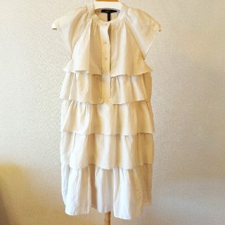 ビーシービージーマックスアズリア(BCBGMAXAZRIA)のBCBG MAXAZRIA シルク混ワンピース(ひざ丈ワンピース)