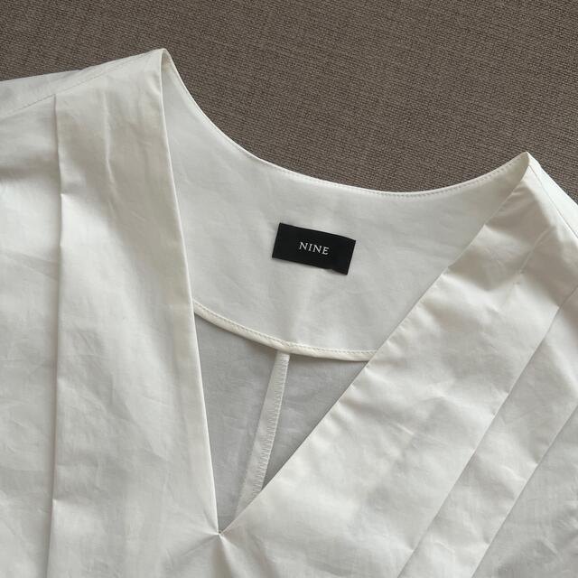NINE(ナイン)のNINE ♡ 新品リボンシャツ レディースのトップス(Tシャツ(半袖/袖なし))の商品写真